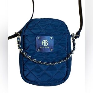 Alexis Bendel Womens Small Lightweight Nylon Crossbody Everyday Handbag